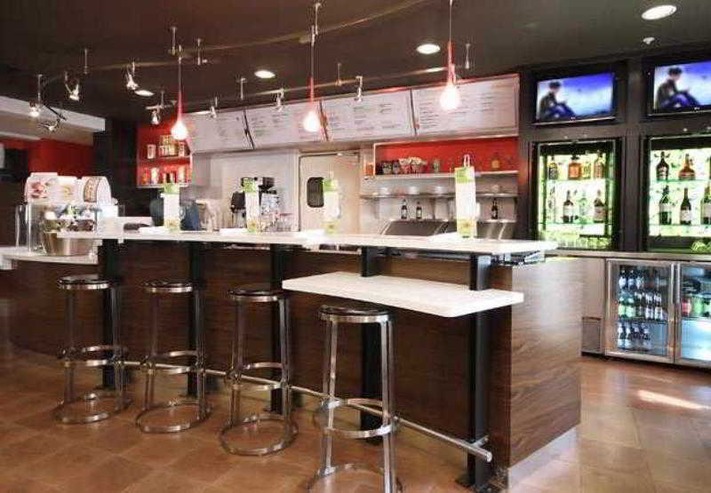 Courtyard By Marriott Salinas Monterey Hotell Restaurant bilde