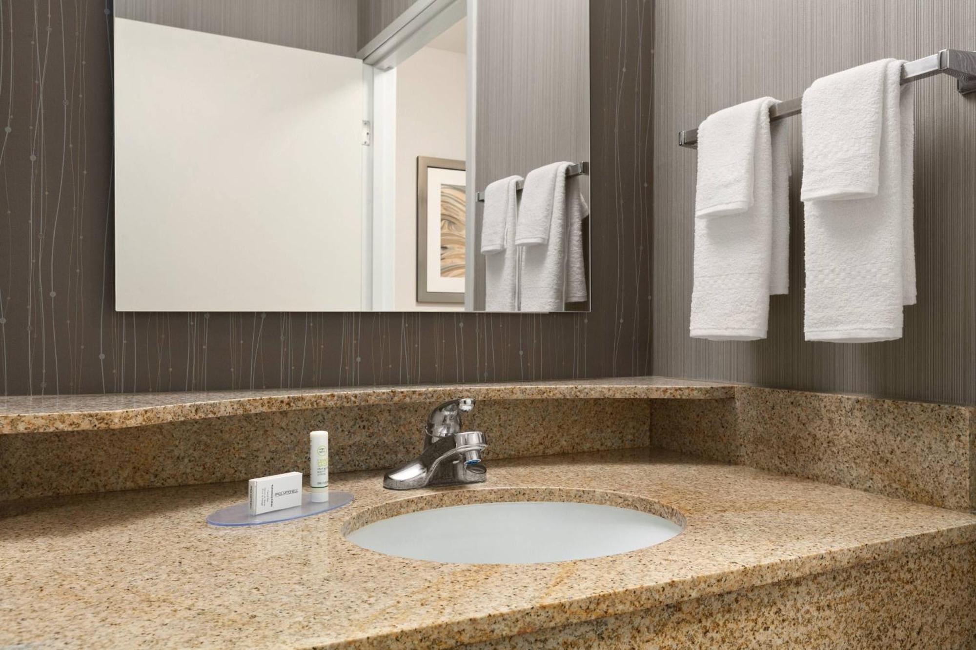 Courtyard By Marriott Salinas Monterey Hotell Eksteriør bilde